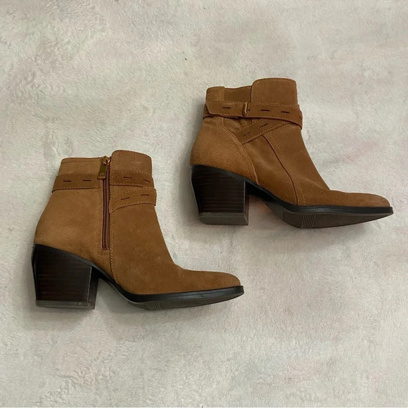Naturalizer fenya Block Heel Leather Booties - Picture 7 of 9
